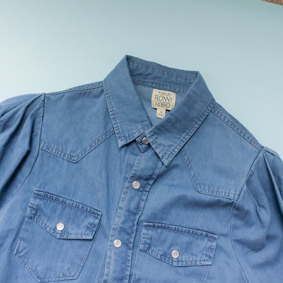 Torn by Ronny Kobo Chambray Denim Long Sleeve Classic Button Up Size Small - Picture 2 of 9